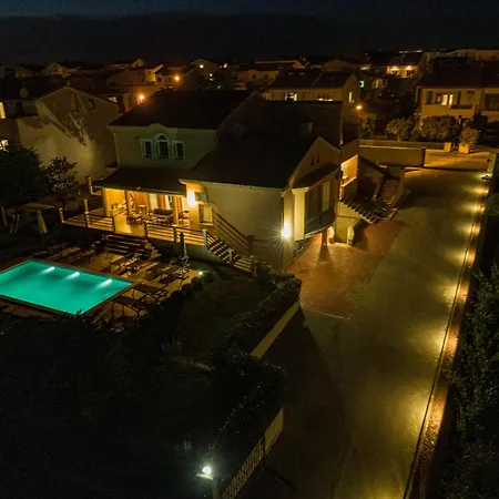 Lady Ni By Istra Vacation Villa *