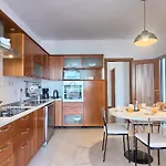 Lady Ni By Istra Vacation Vila