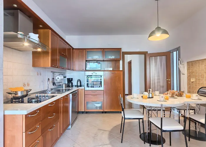 Lady Ni By Istra Vacation Villa